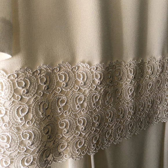 Talbots “fancy” cream knee length bi-level dress 8 - Picture 2 of 3